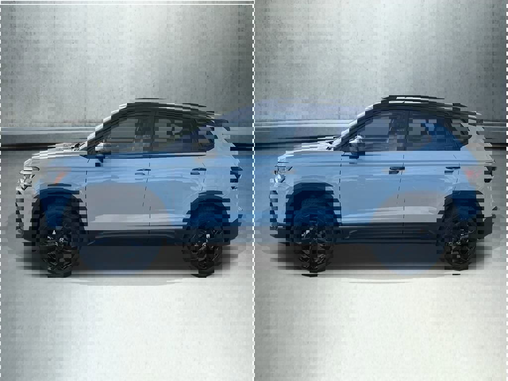 New 2026 Volkswagen Taos SE image 2