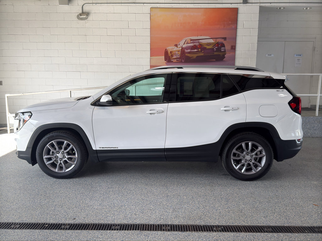 Used 2023 GMC Terrain SLT w/ LPO, Floor Liner Package image 5