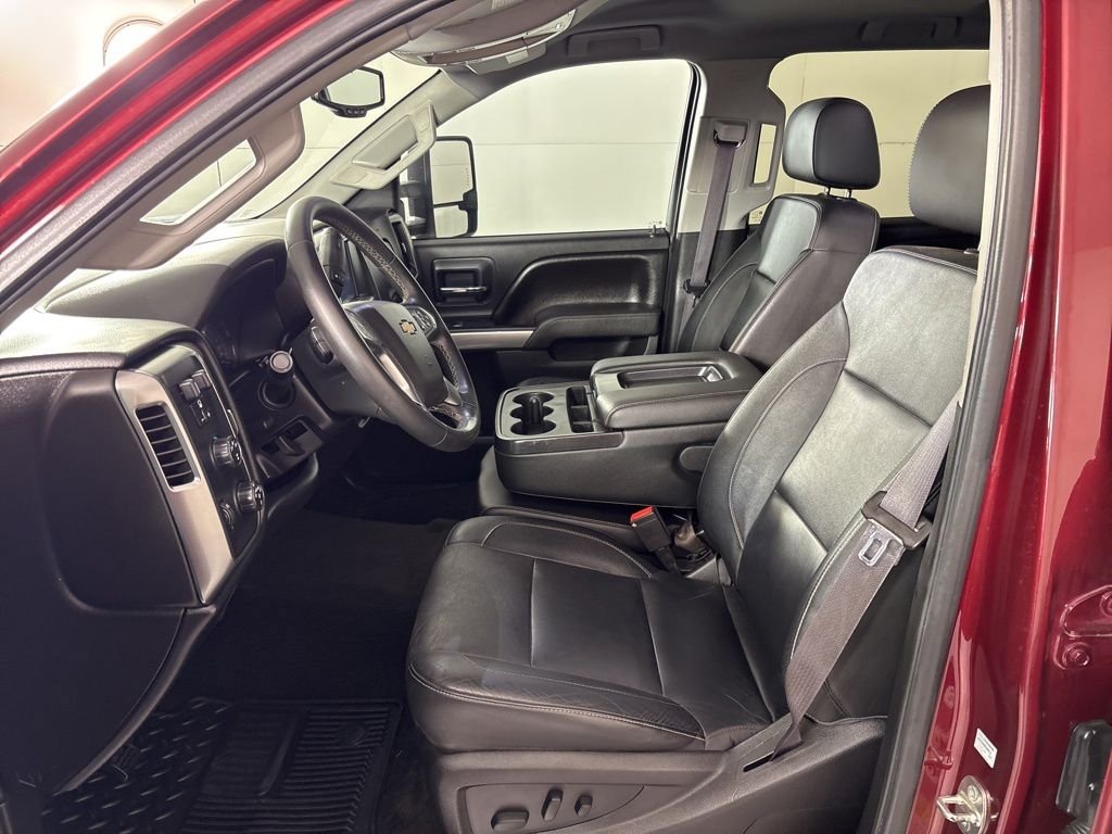 Used 2016 Chevrolet Silverado 2500 LT w/ LT Convenience Package AWD/4WD image 26