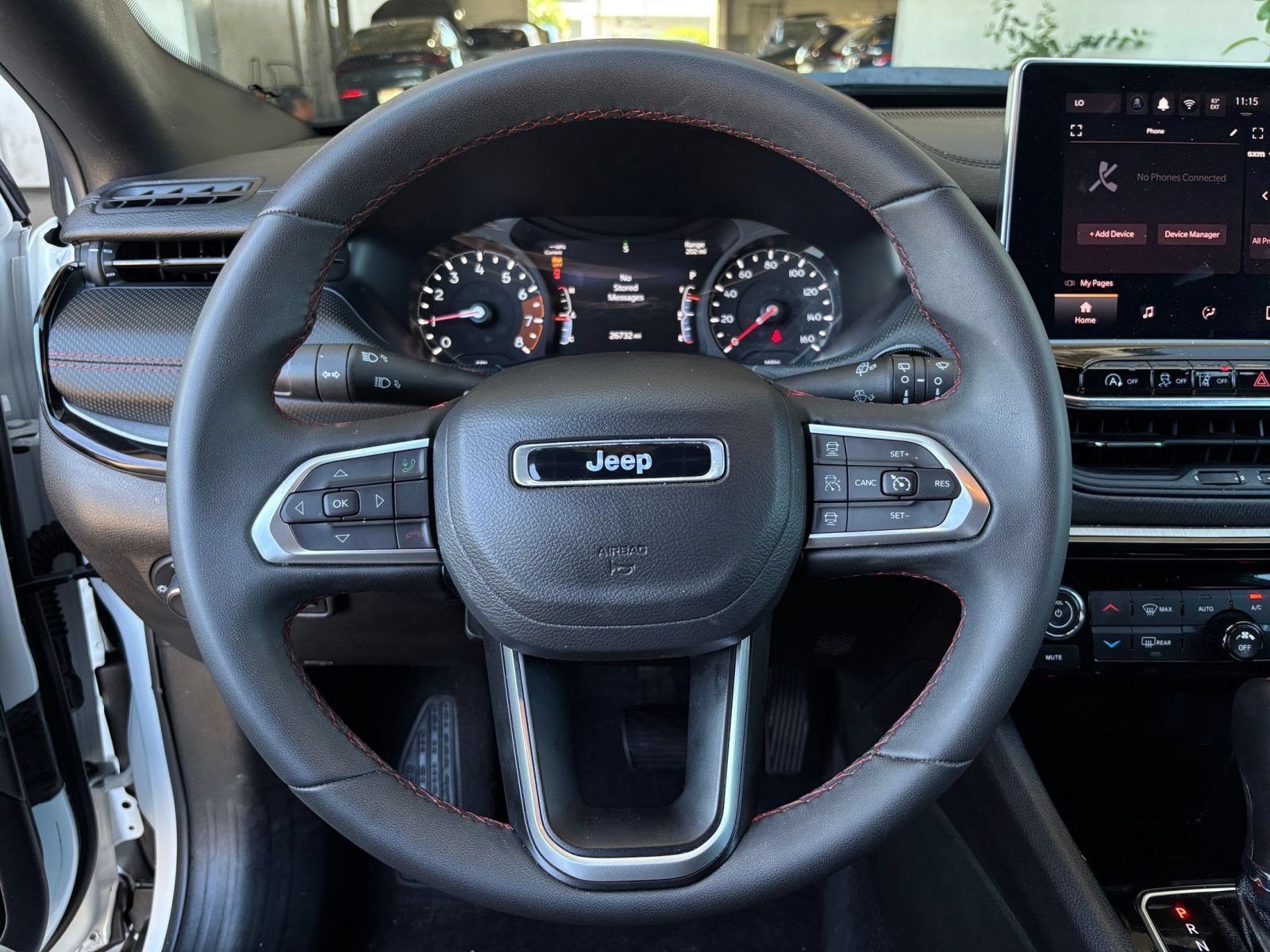 Used 2025 Jeep Compass Trailhawk AWD/4WD image 27