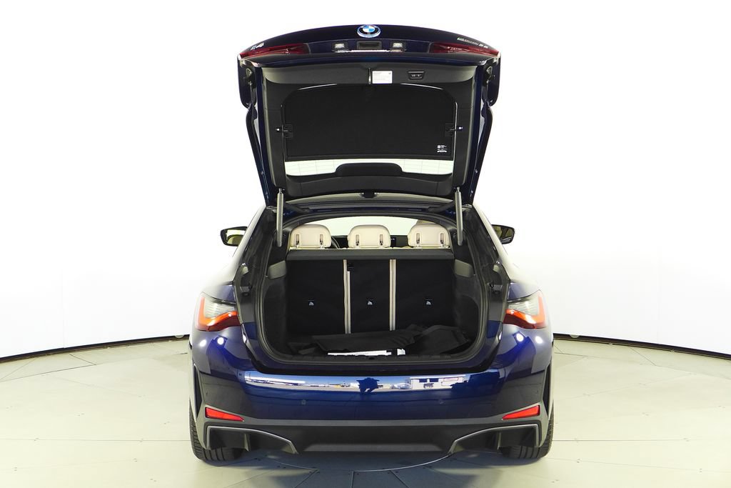 Used 2023 BMW i4 eDrive35 w/ Premium Package RWD image 10