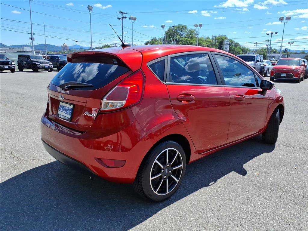 Used 2019 Ford Fiesta SE w/ Equipment Group 201A FWD image 4