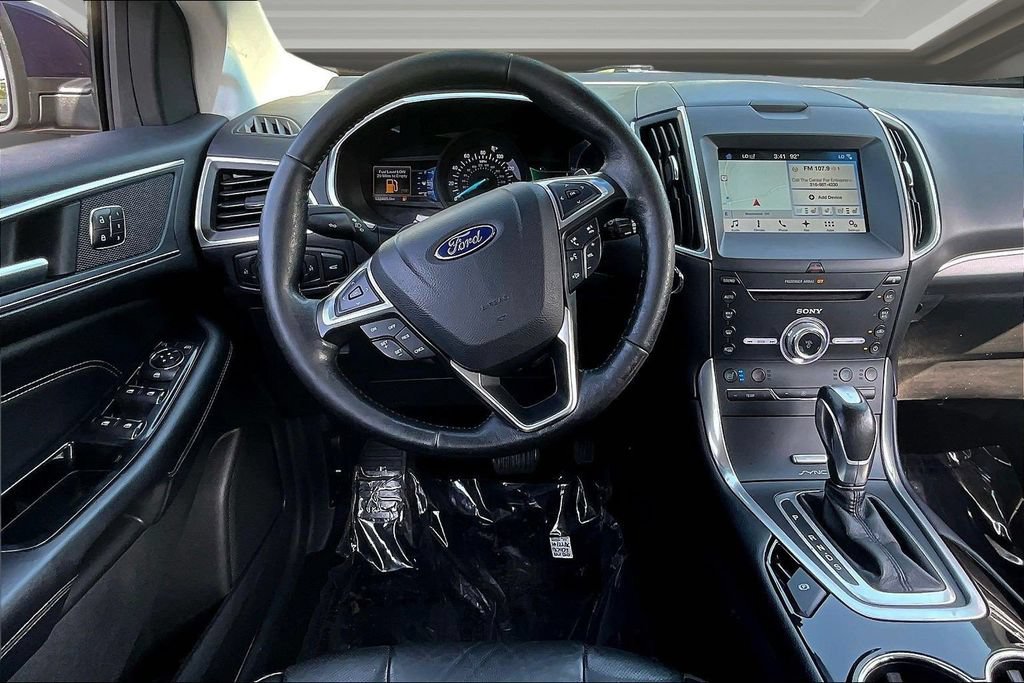 Used 2017 Ford Edge Titanium w/ Equipment Group 301A AWD/4WD image 8