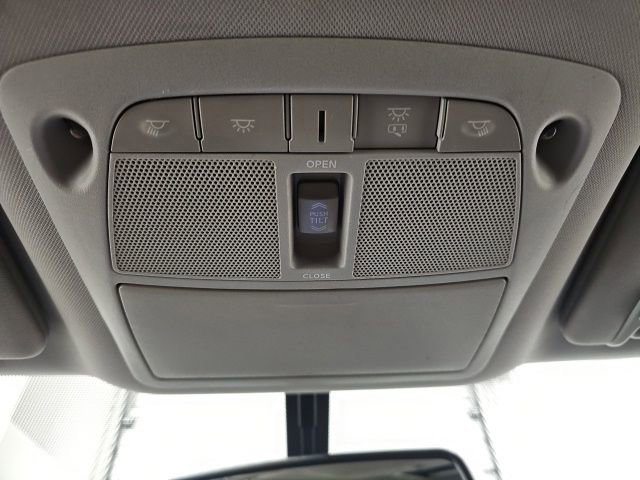 Used 2015 Nissan Murano Platinum w/ Platinum Technology Package AWD/4WD image 27