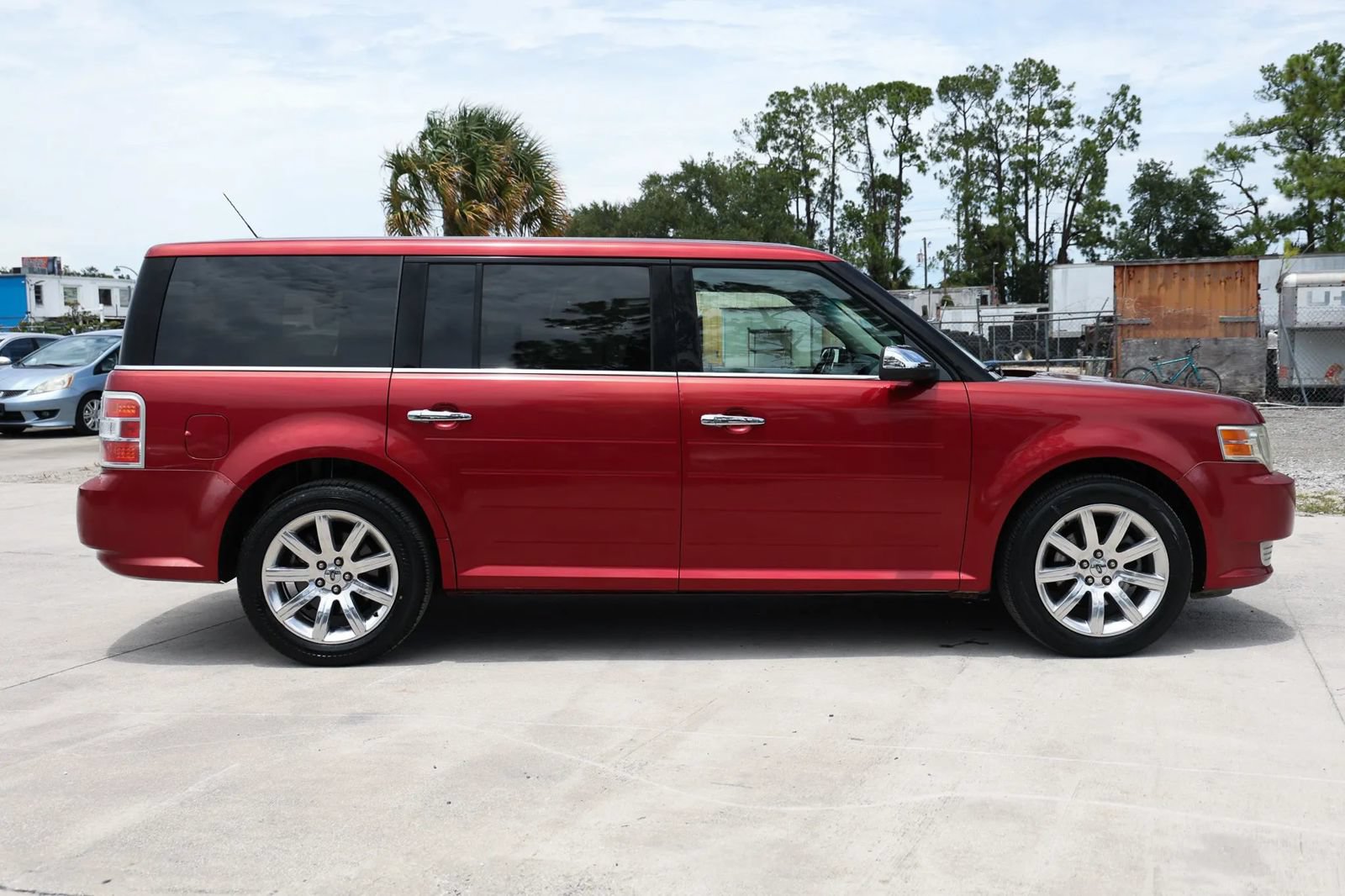 Used 2009 Ford Flex Limited FWD image 7