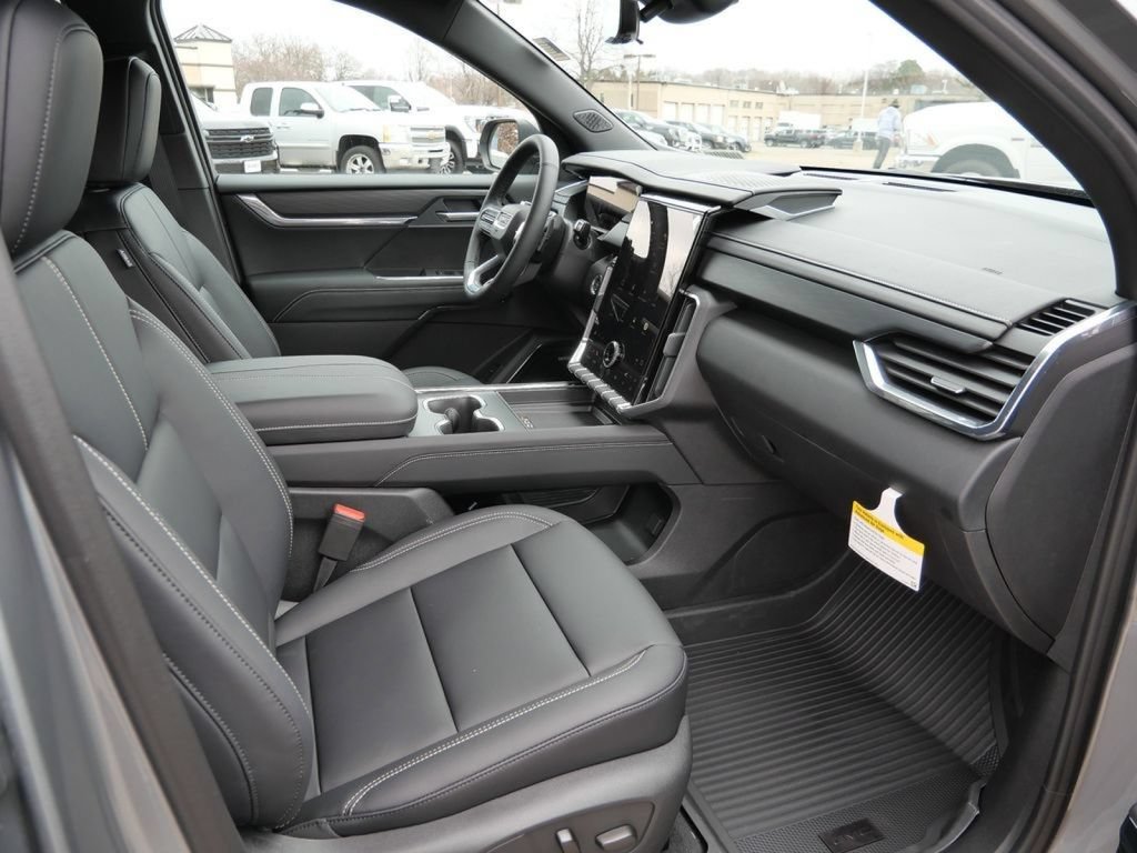 New 2026 GMC Acadia Elevation w/ Elevation Premium Package AWD/4WD image 28