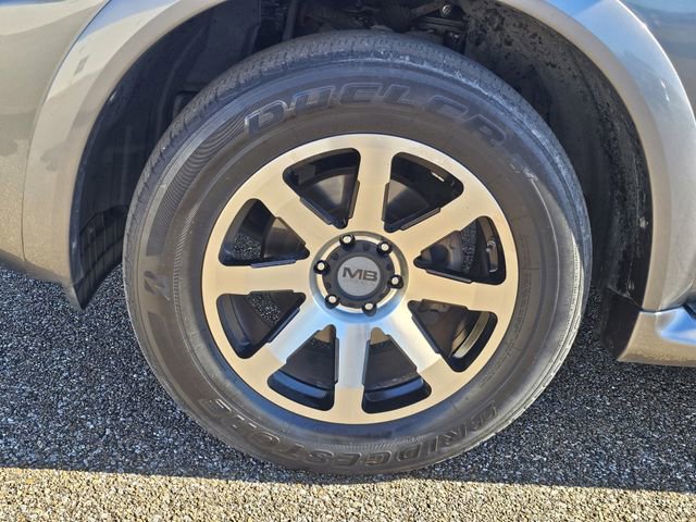 Used 2019 Nissan Armada Platinum w/ Captain's Chairs Package image 34