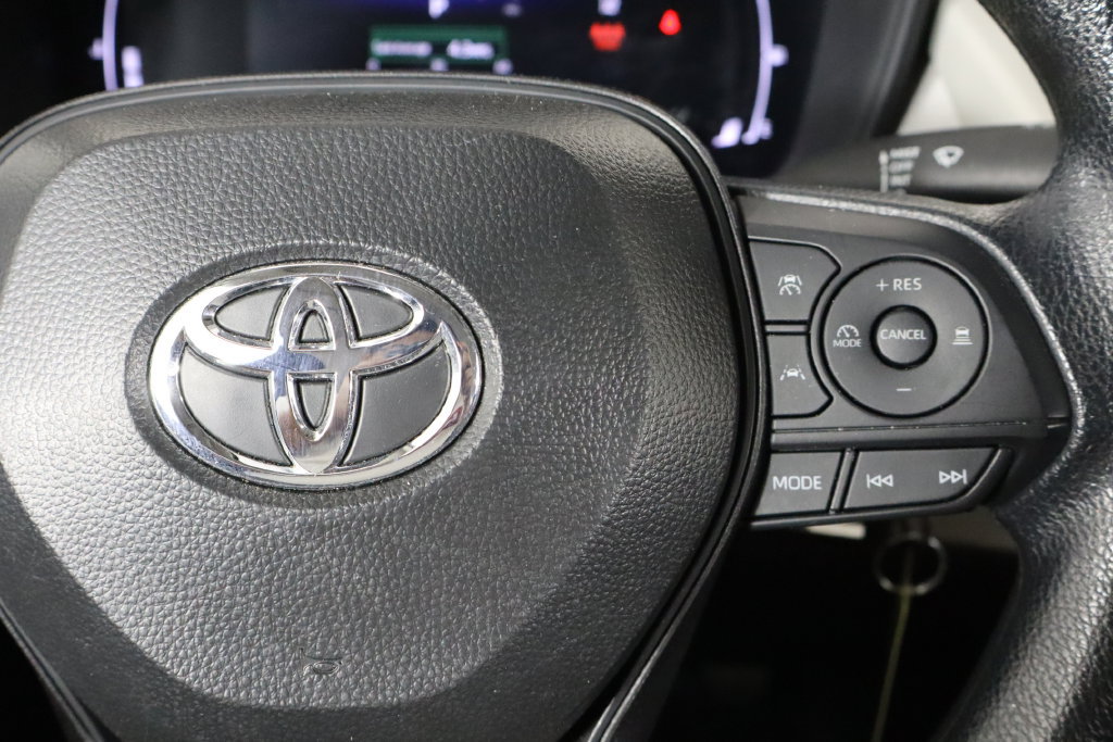 Used 2026 Toyota Corolla LE FWD image 10