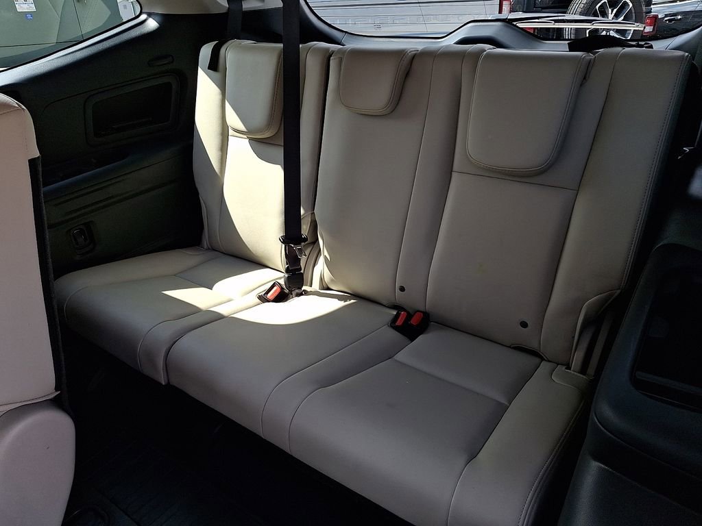 Used 2023 Subaru Ascent Limited image 11