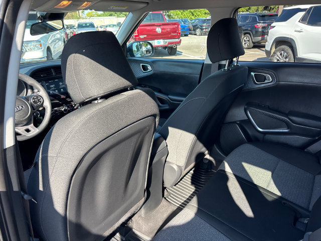 Used 2021 Kia Soul S w/ Paint Protection Package FWD image 9