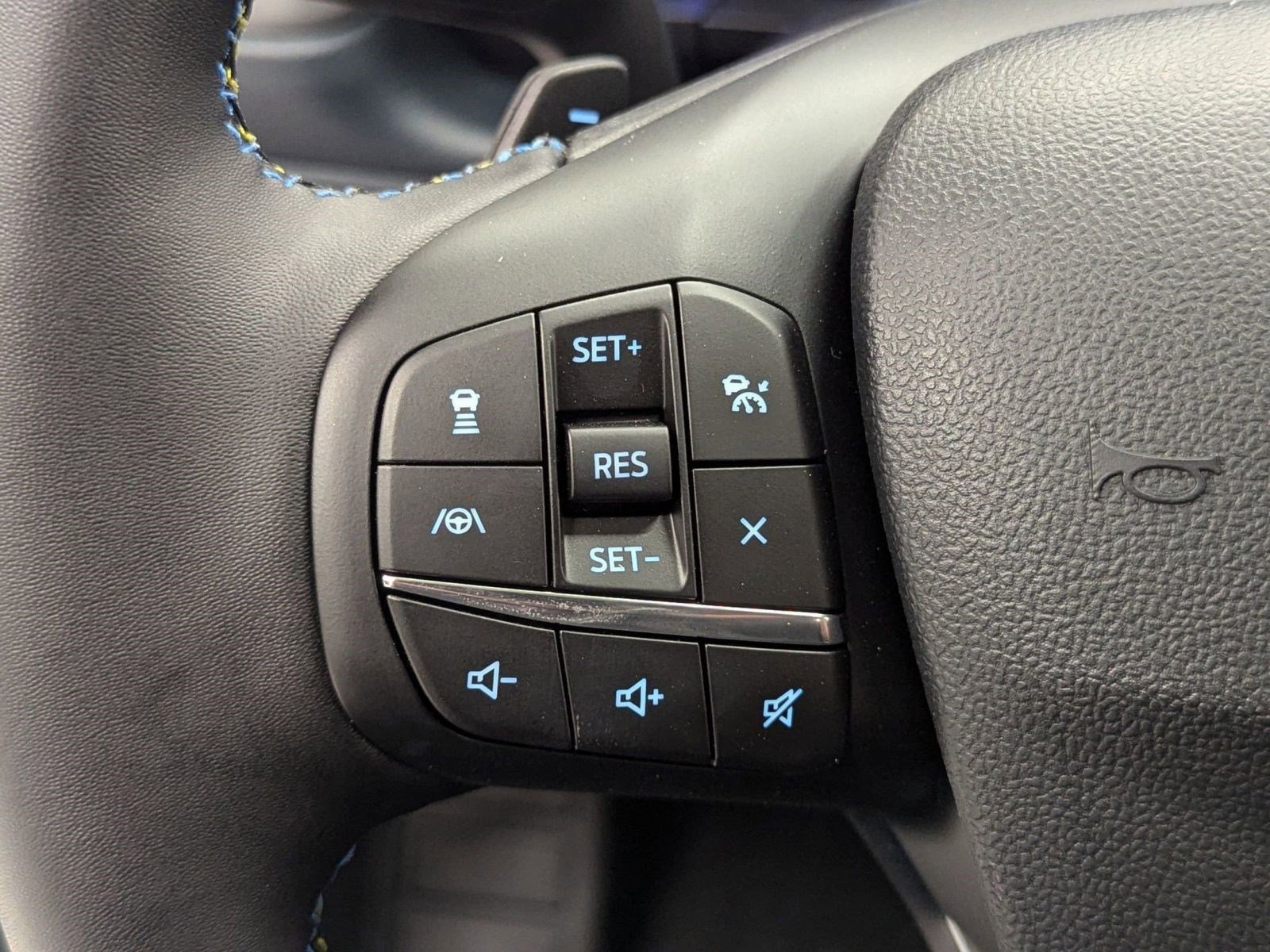 New 2025 Ford Maverick Lobo image 14