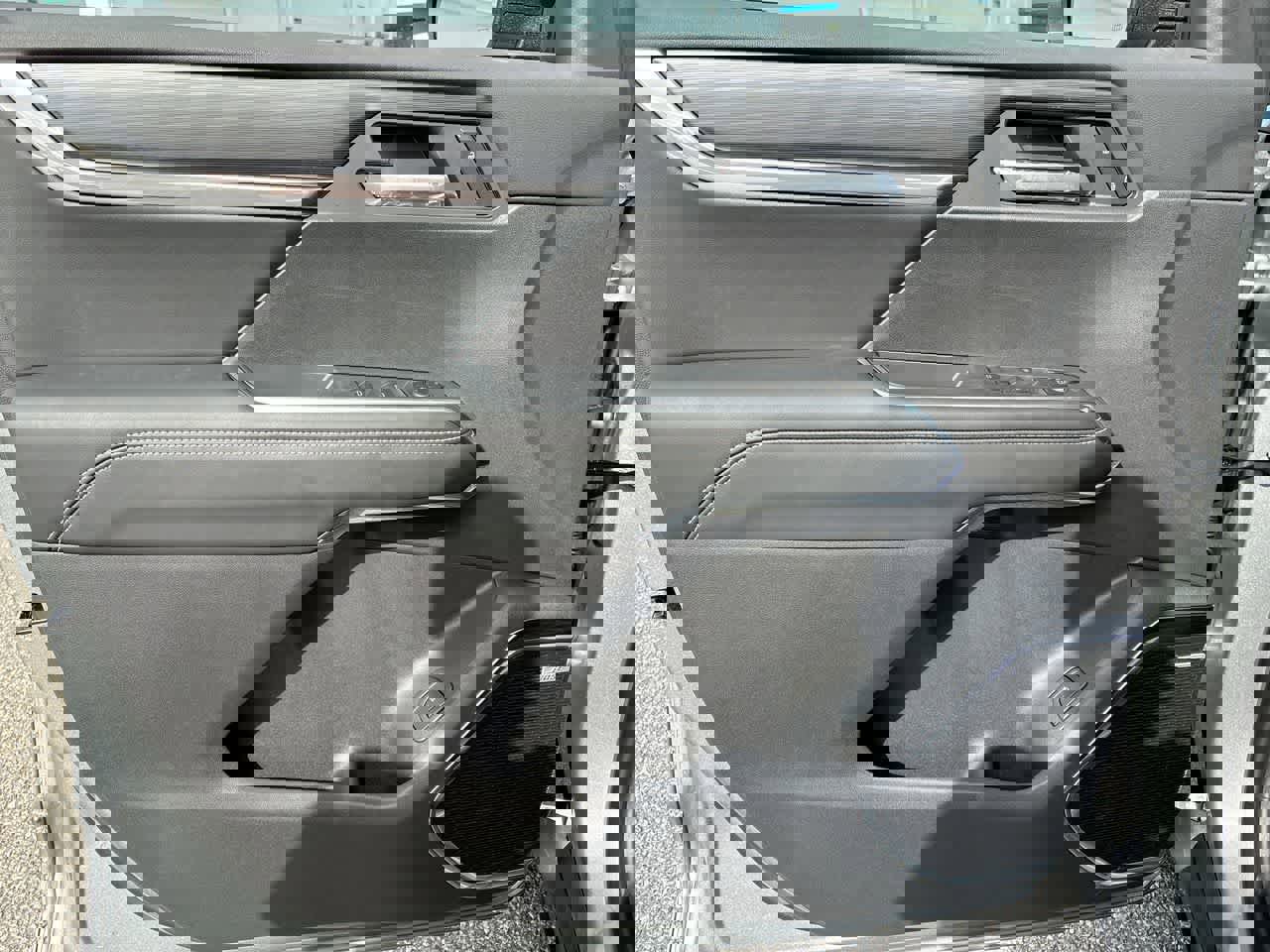 New 2026 GMC Acadia Elevation image 22