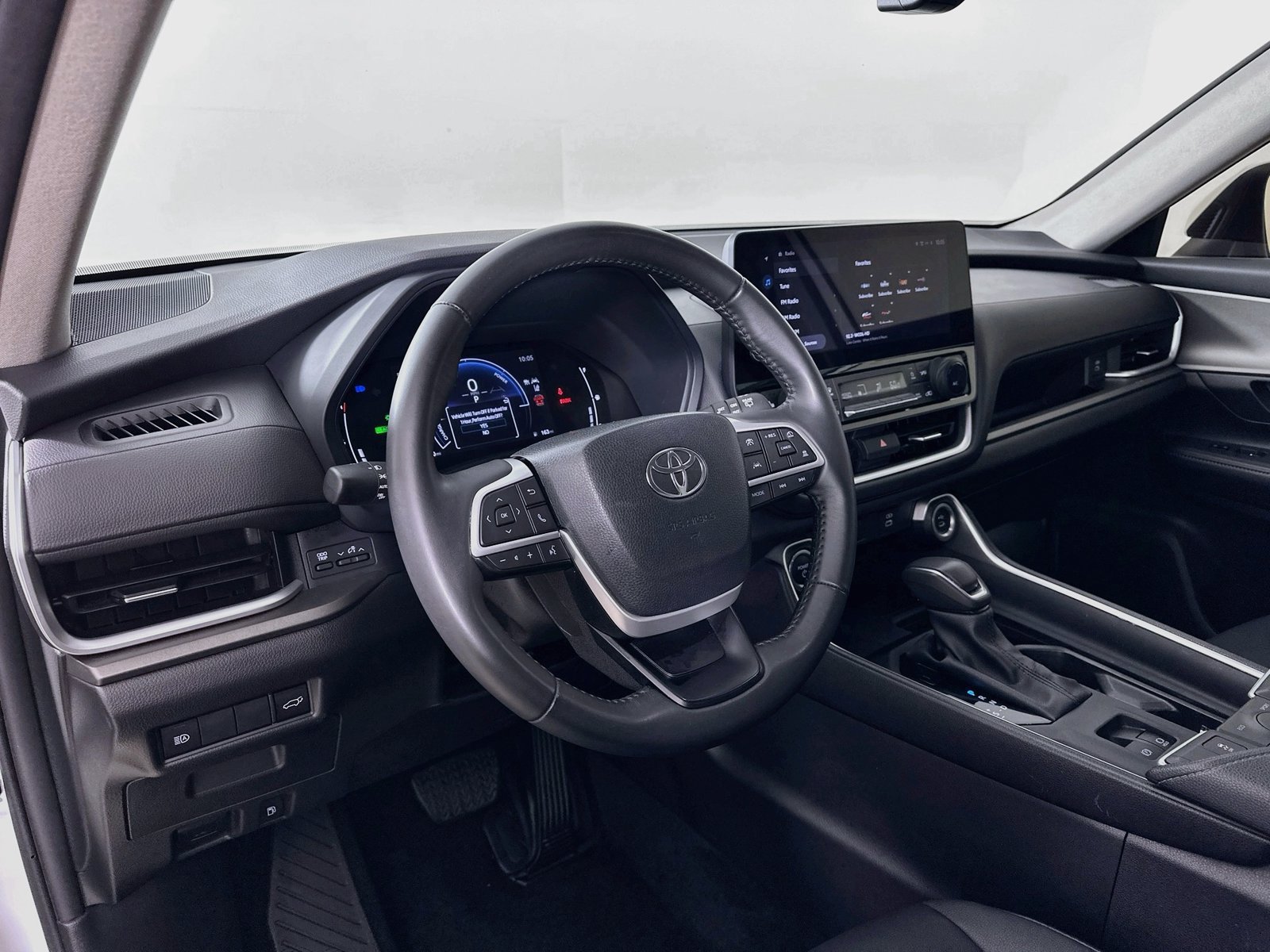 Used 2024 Toyota Grand Highlander AWD Hybrid image 31