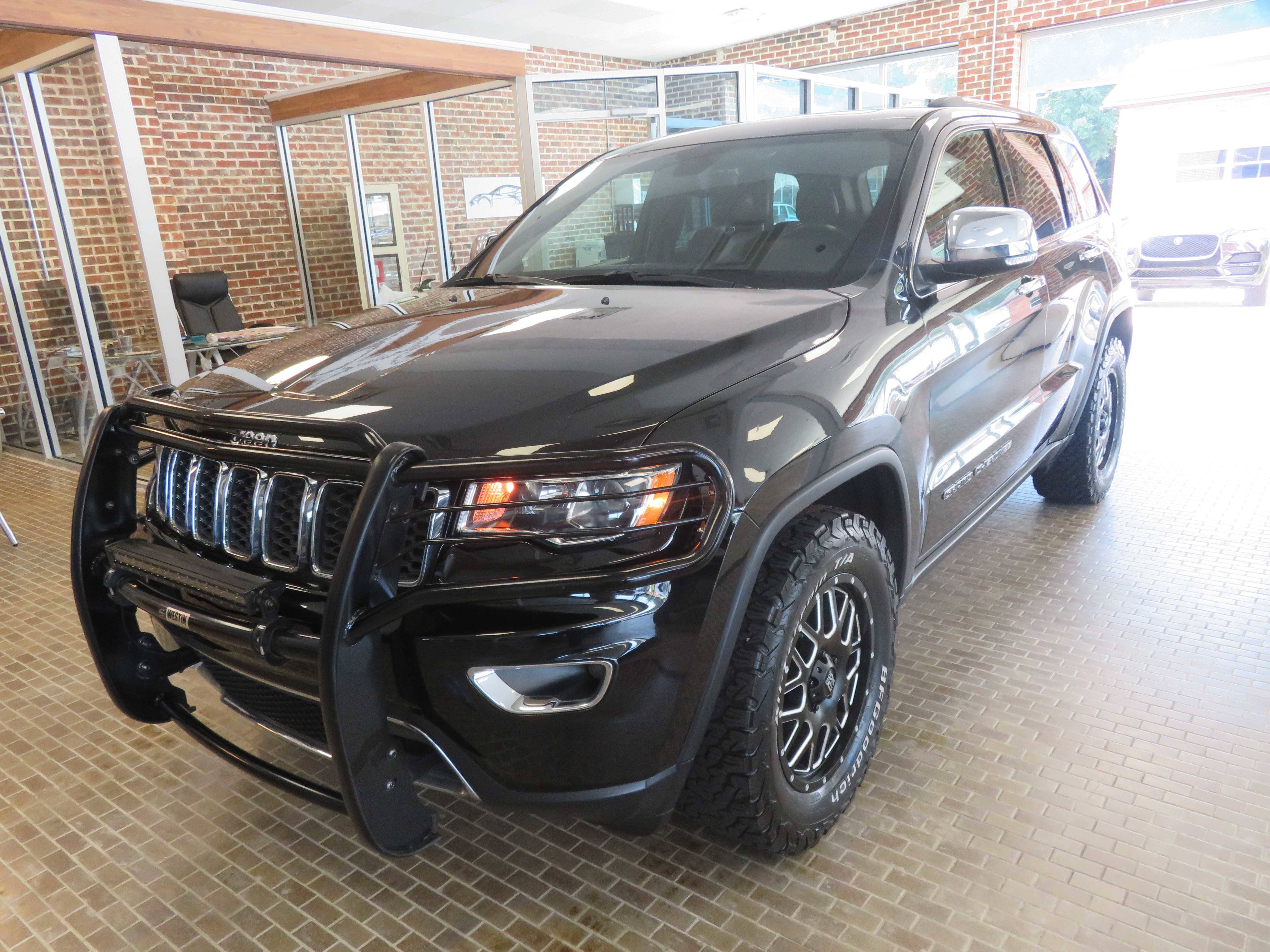Used 2020 Jeep Grand Cherokee Limited w/ Trailer Tow Group IV image 80