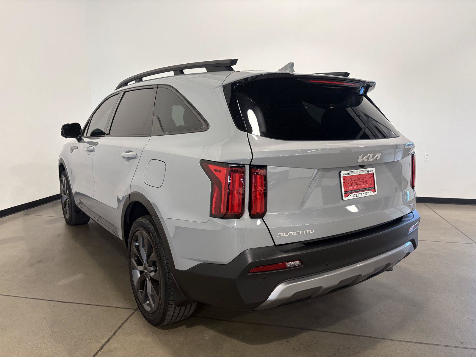 Used 2023 Kia Sorento SX Prestige AWD/4WD image 5