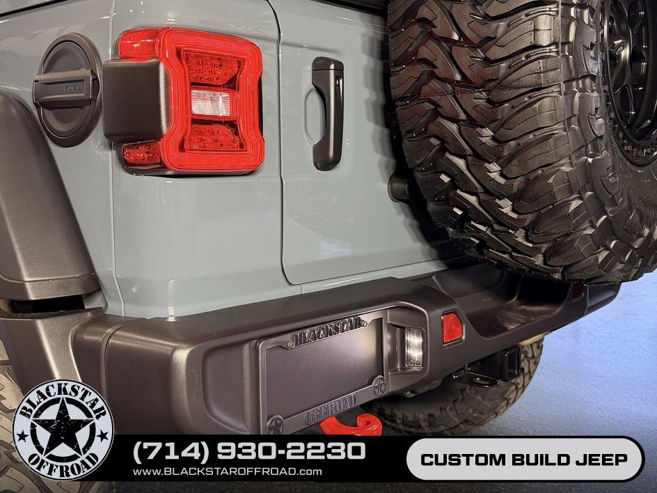 Used 2026 Jeep Wrangler Unlimited Rubicon AWD/4WD image 11