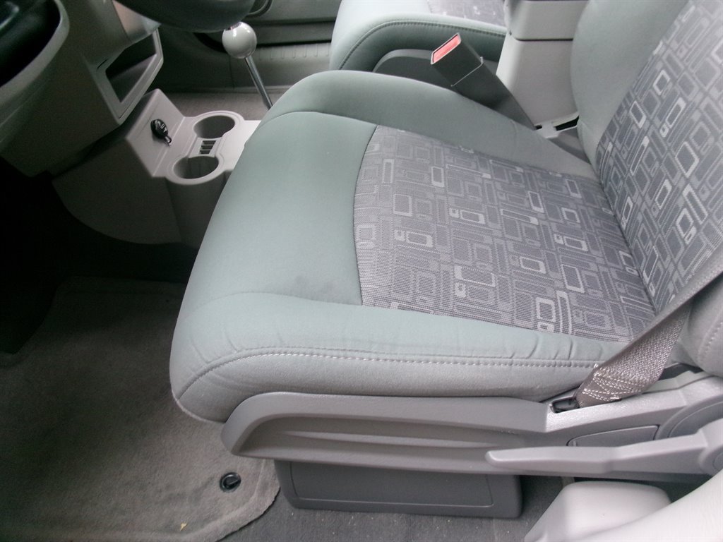 Used 2009 Chrysler PT Cruiser FWD image 12