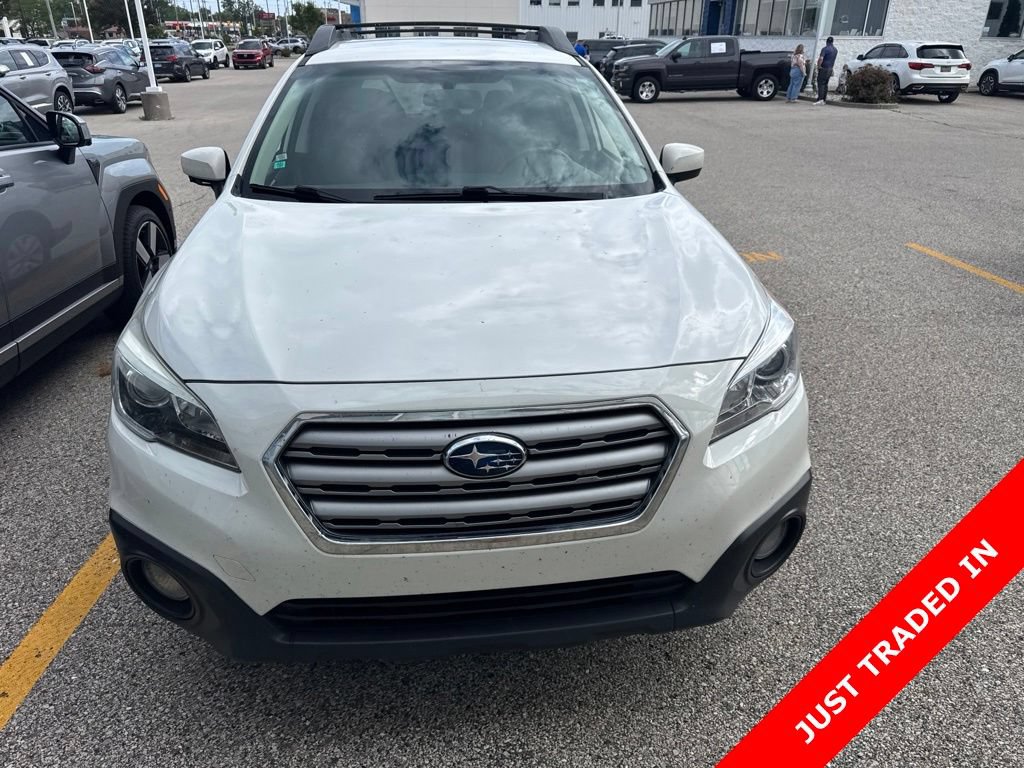 Used 2016 Subaru Outback 2.5i Premium AWD/4WD image 2