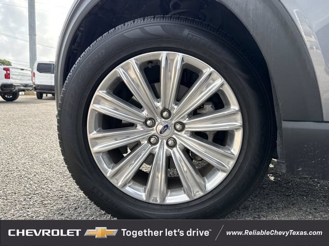 Used 2021 Ford Explorer Limited w/ Equipment Group 301A RWD image 10