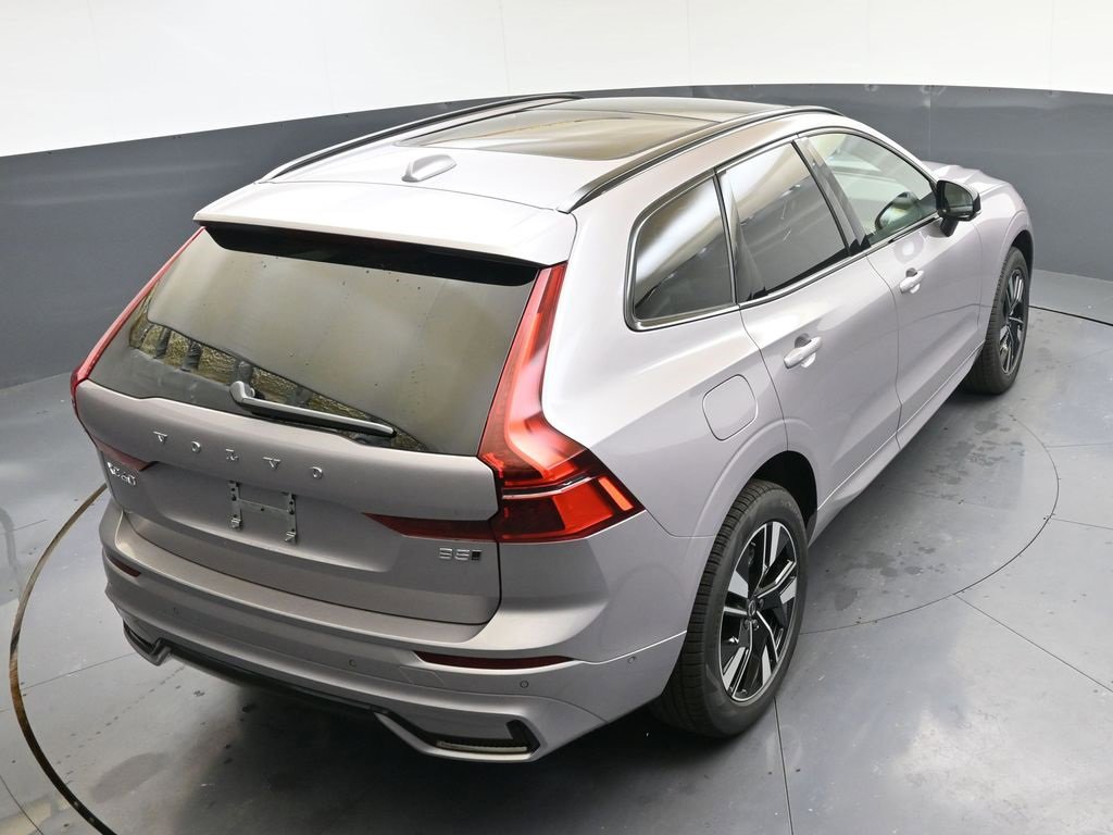 New 2026 Volvo XC60 B5 Plus w/ Climate Package image 47