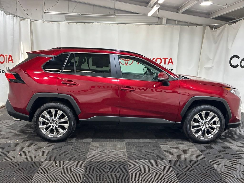 Used 2021 Toyota RAV4 XLE Premium AWD/4WD image 10