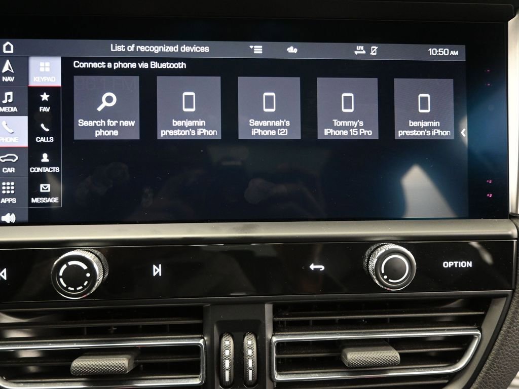 Used 2024 Porsche Macan Turbo image 33