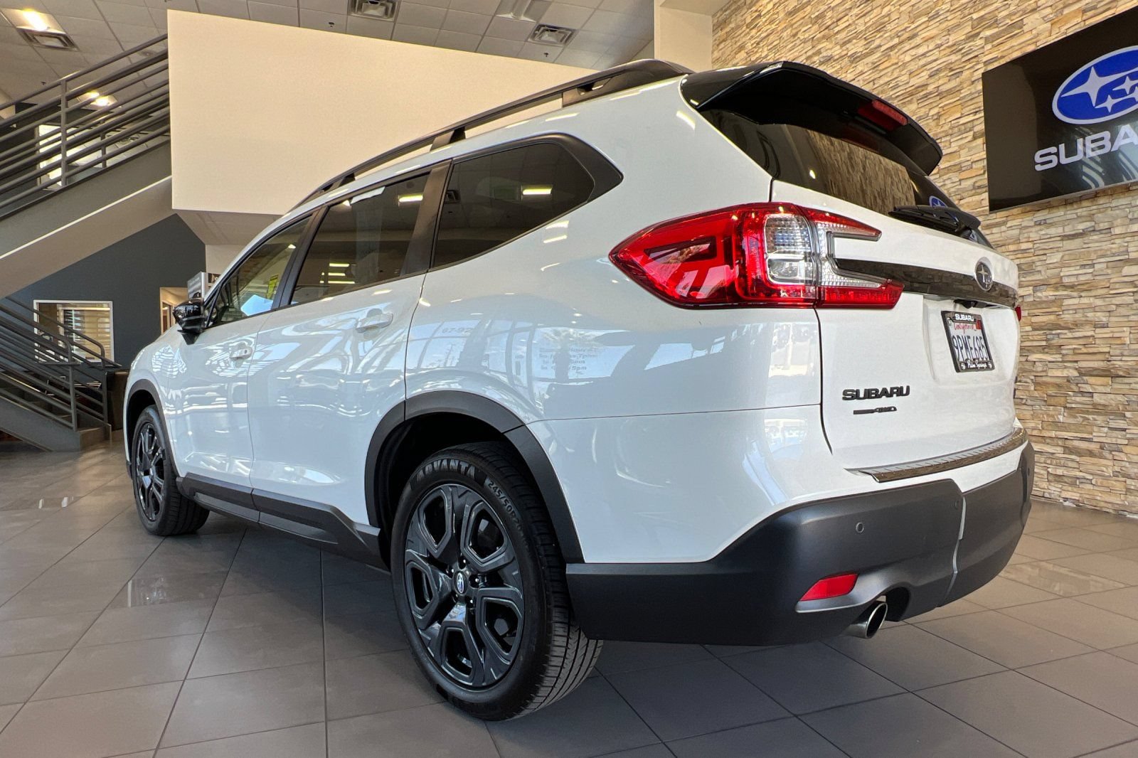 Certified 2024 Subaru Ascent Onyx Edition AWD/4WD image 3