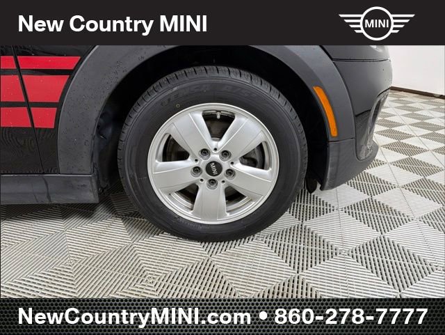 Used 2015 MINI Cooper 2-Door Hardtop FWD image 16