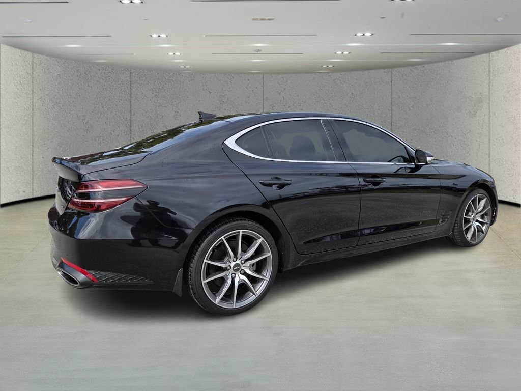 Used 2023 Genesis G70 3.3T image 3