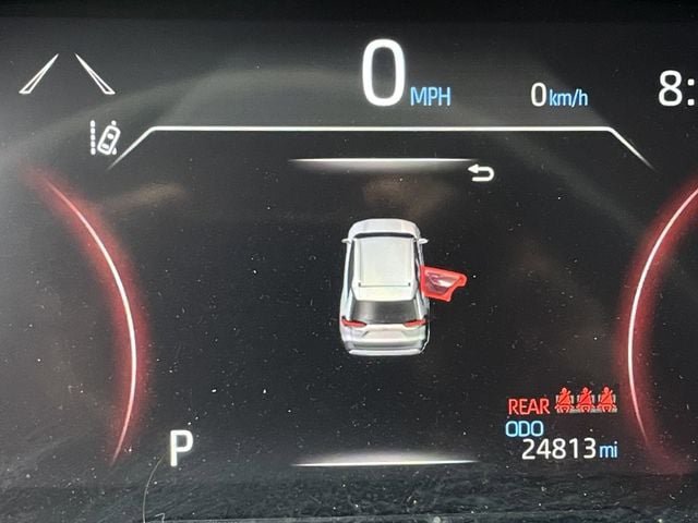Used 2025 Toyota RAV4 LE AWD/4WD image 15