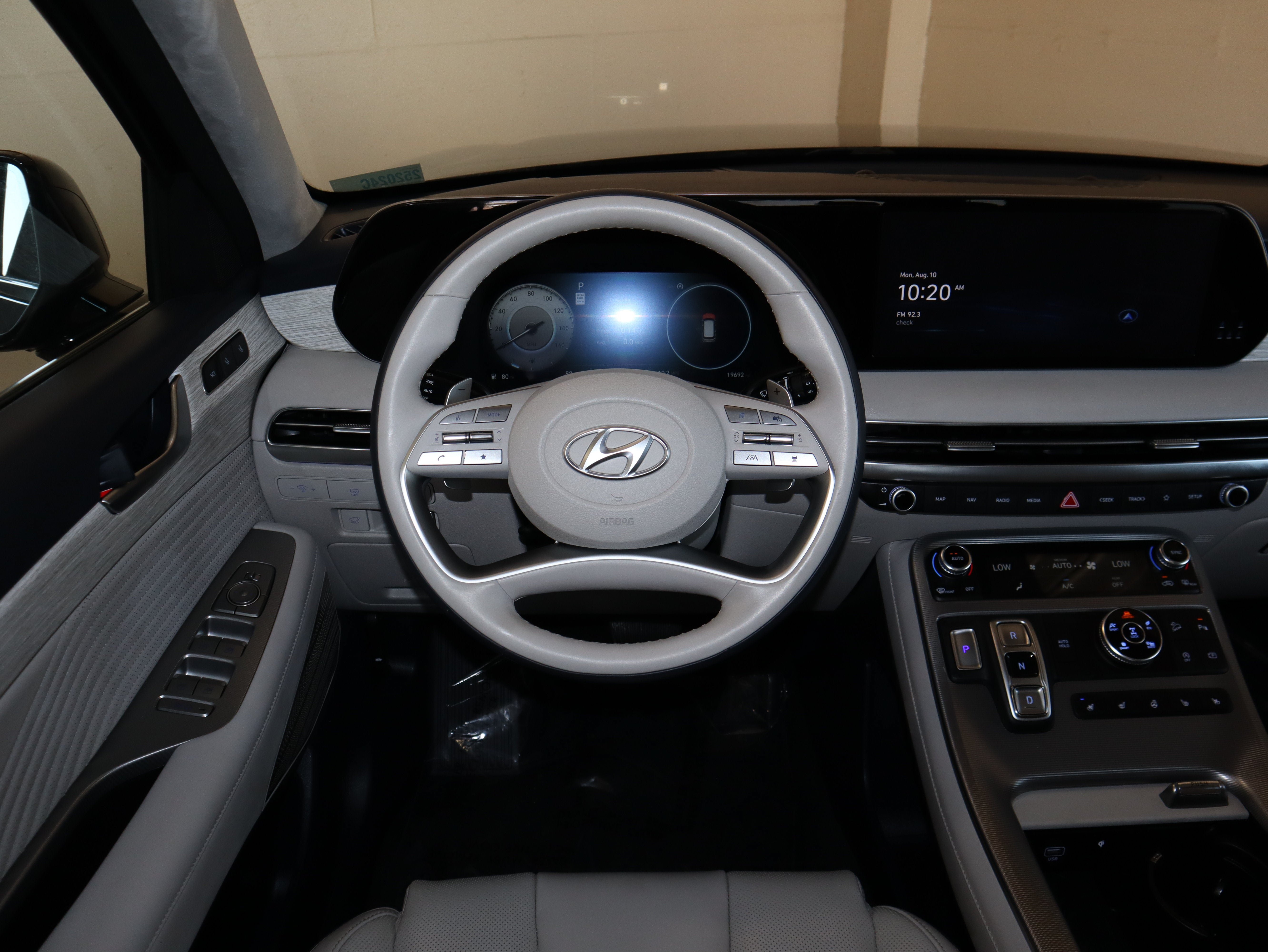 Used 2025 Hyundai Palisade Calligraphy AWD/4WD image 24