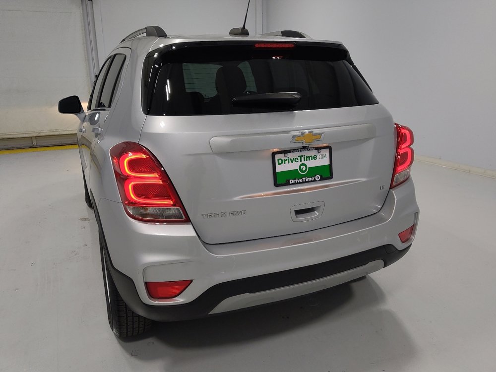Used 2019 Chevrolet Trax LT w/ LT Convenience Package image 6