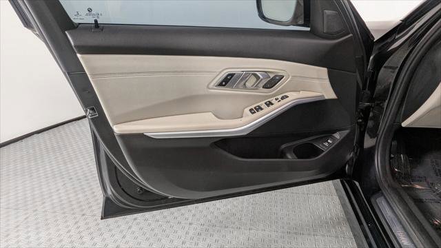 Used 2020 BMW 330i xDrive Sedan w/ Convenience Package image 13