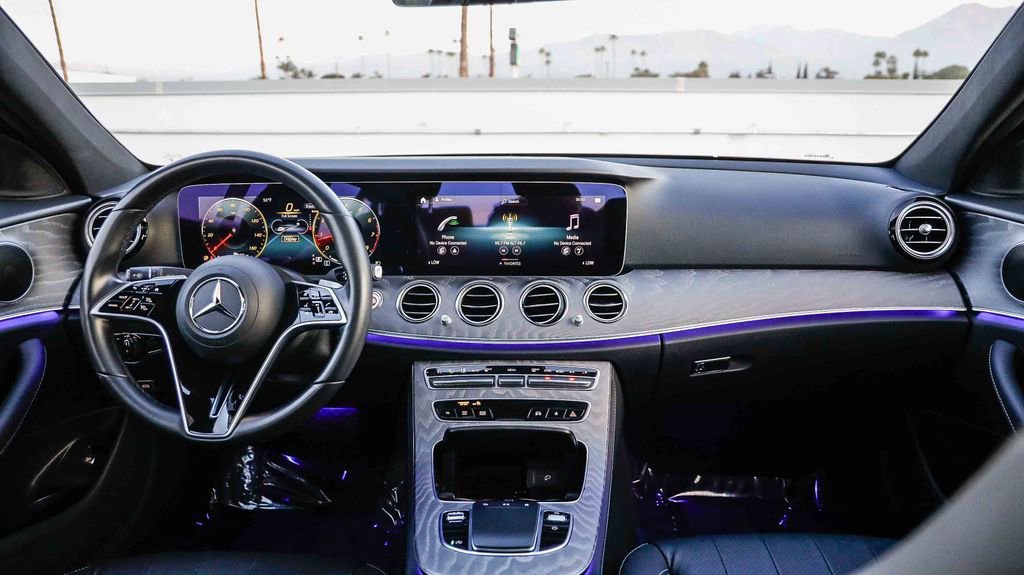 Used 2023 Mercedes-Benz E 350 Sedan image 13