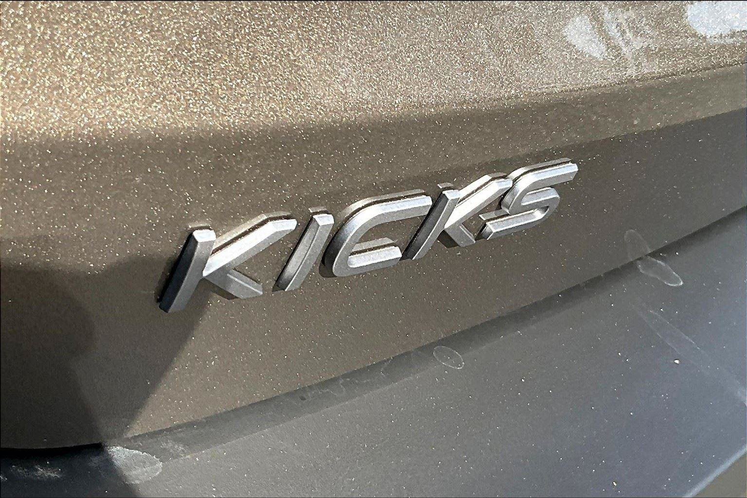 New 2026 Nissan Kicks SV w/ SV Premium Package AWD/4WD image 10