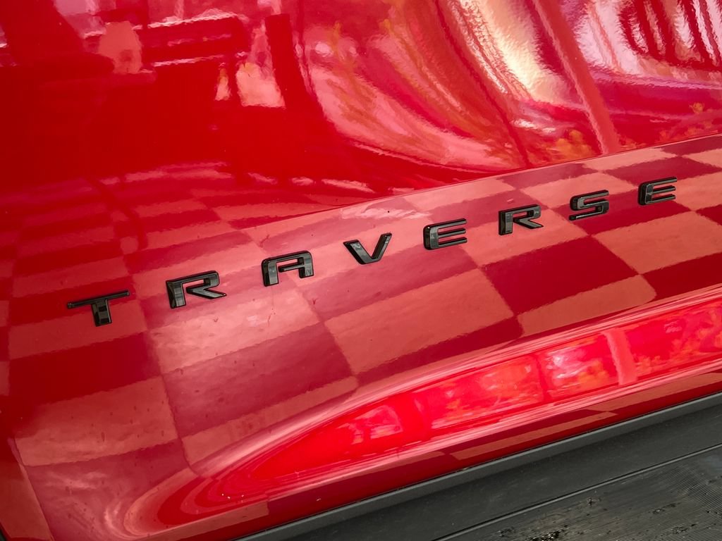 Used 2024 Chevrolet Traverse LT w/ Midnight/Sport Edition AWD/4WD image 6
