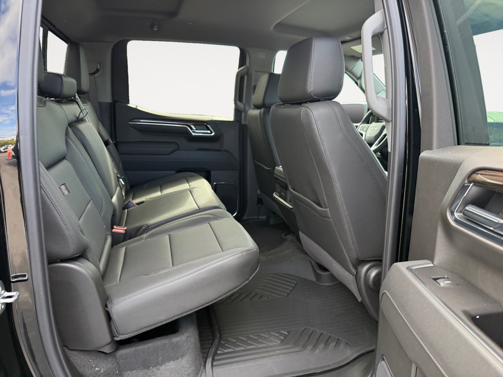 New 2026 Chevrolet Silverado 1500 RST w/ RST All Star Premium Package AWD/4WD image 18