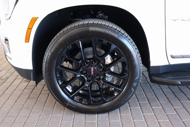 New 2026 GMC Yukon Elevation image 10
