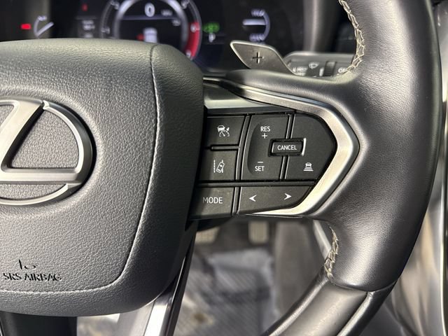 Used 2024 Lexus LX 600 4WD w/ Luxury Package image 13
