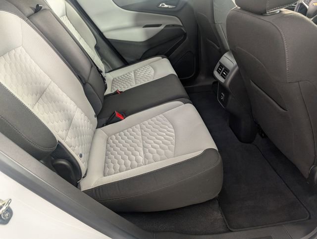 Used 2020 Chevrolet Equinox LS image 29