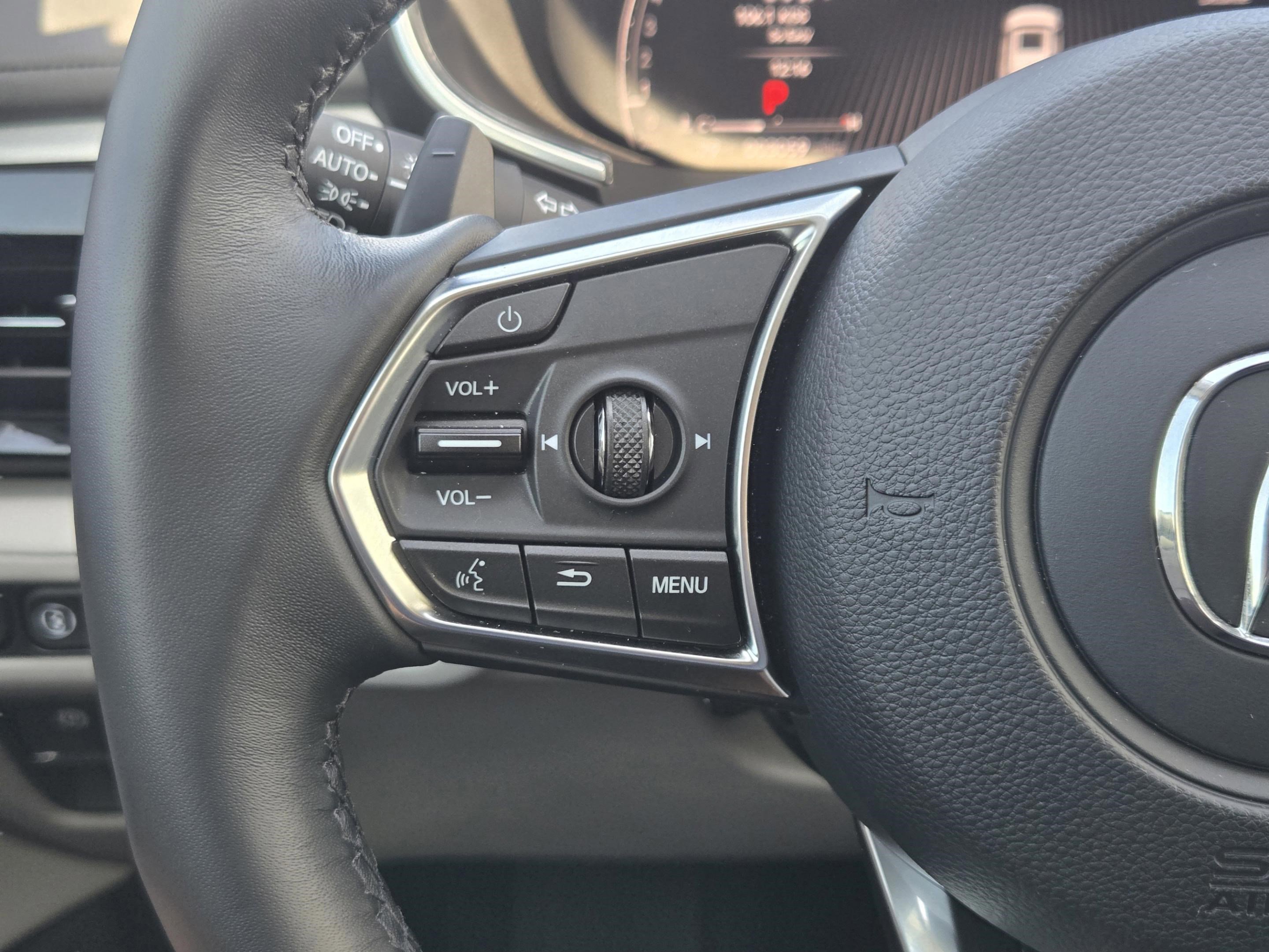 Certified 2026 Acura MDX w/ Technology Package image 21