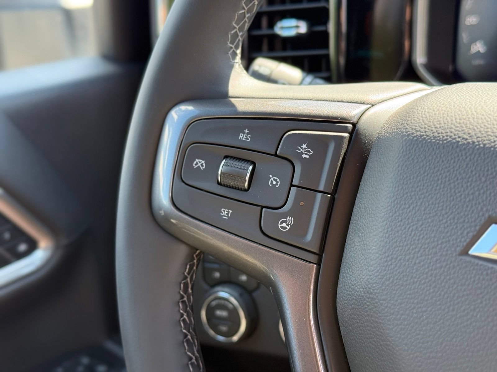 New 2026 Chevrolet Silverado 3500 High Country w/ High Country Premium Package AWD/4WD image 16