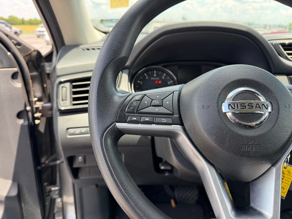 Used 2018 Nissan Rogue S FWD image 20