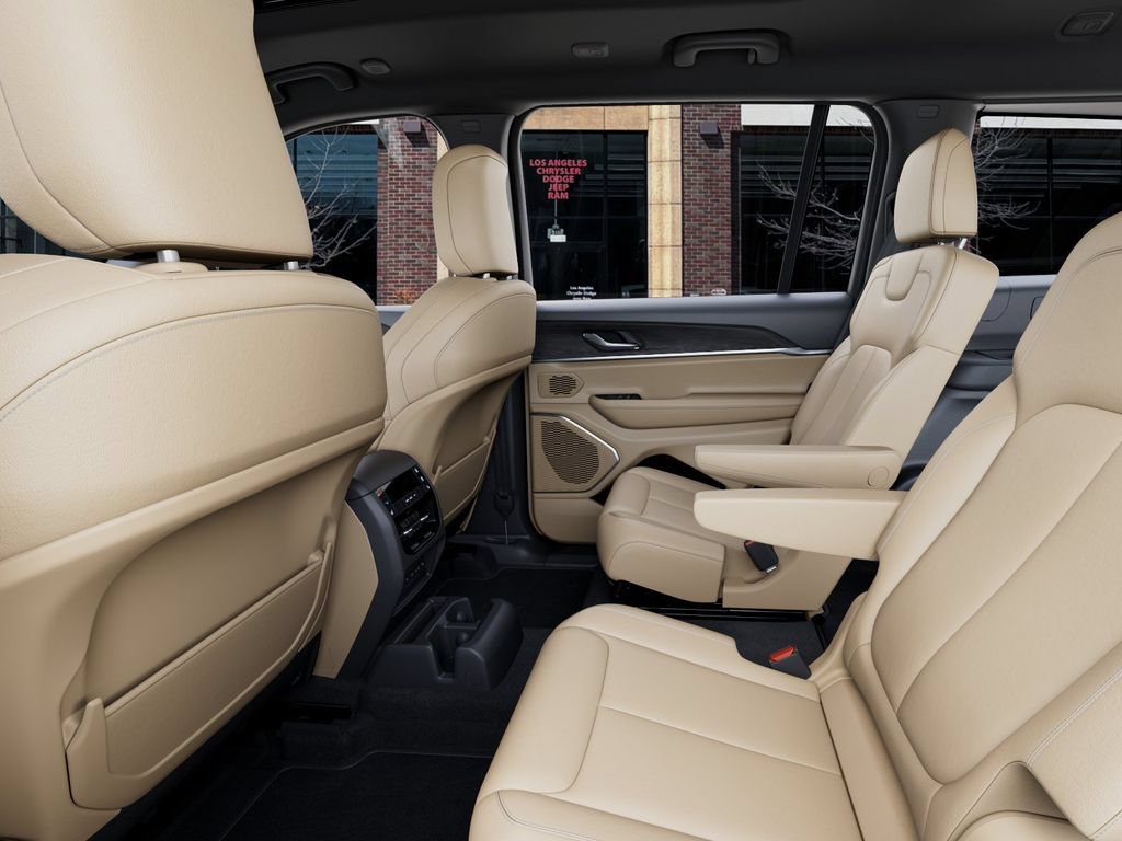 New 2026 Jeep Grand Cherokee L Limited AWD/4WD image 23