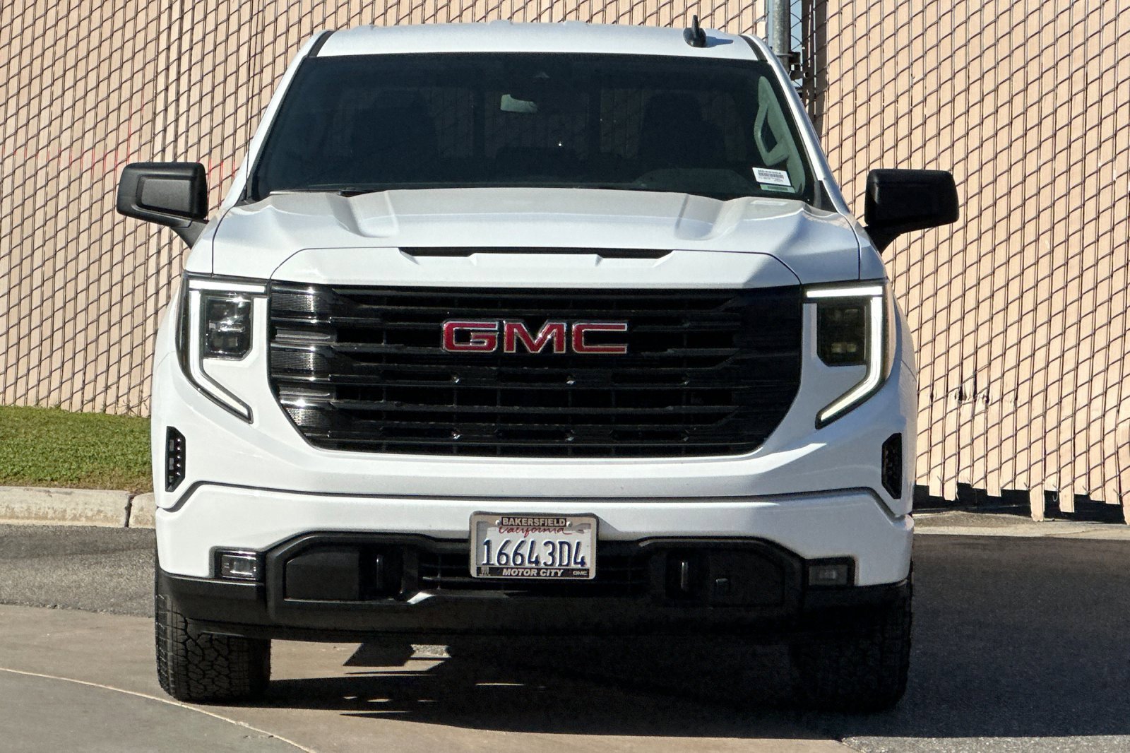 Certified 2023 GMC Sierra 1500 Elevation w/ Preferred Package AWD/4WD image 9