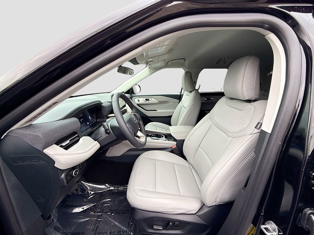 New 2026 Ford Explorer Active w/ Active Comfort Package image 20