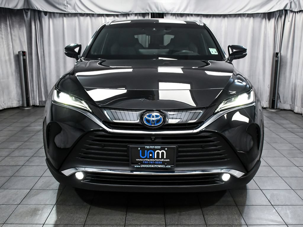 Used 2023 Toyota Venza Limited AWD/4WD image 2