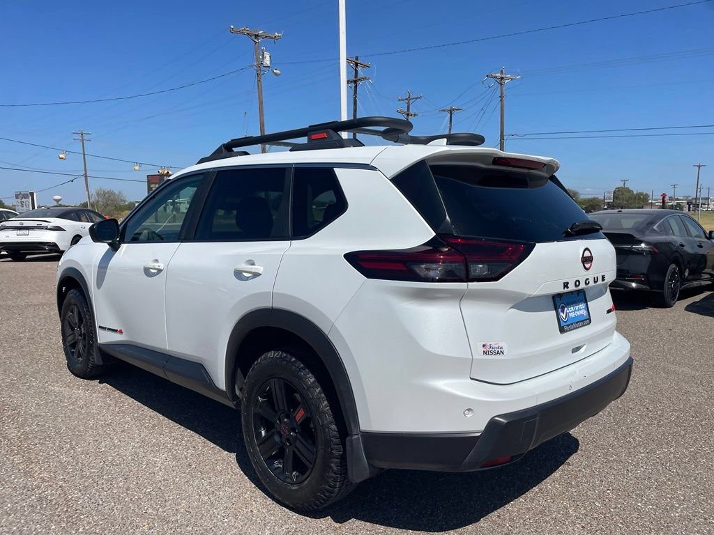 Used 2025 Nissan Rogue SV AWD/4WD image 5