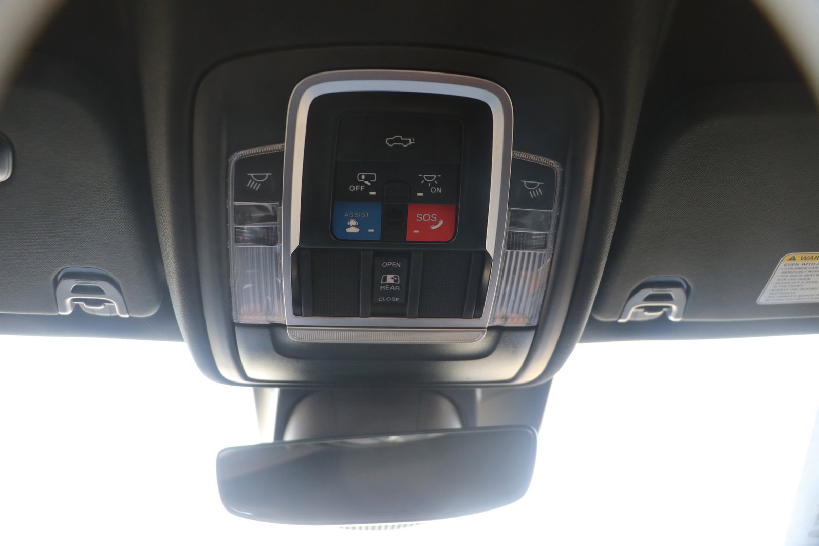 Used 2023 RAM 1500 Limited w/ Body Color Bumper Group image 27