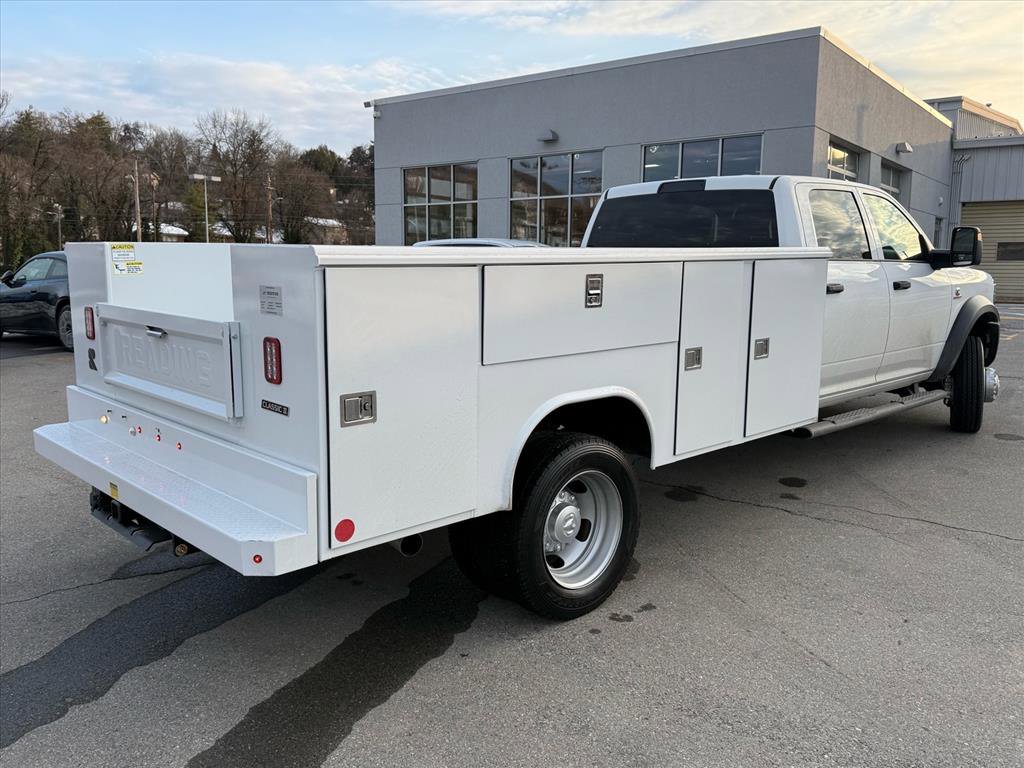 New 2026 RAM 5500 Tradesman w/ Chrome Appearance Group image 4